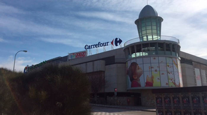 Carrefour Cuenca se suma a La Hora del Planeta
