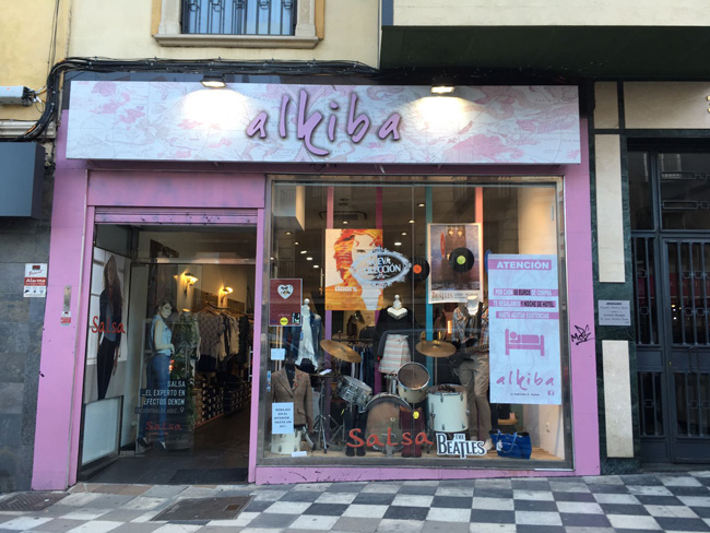 La tienda de ropa Alkiba propone un sábado solidario