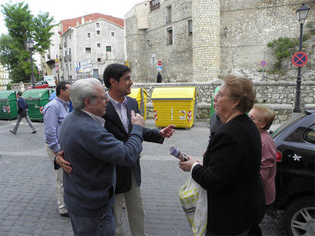 Ávila propone habilitar pisos tutelados en los barrios para atender a los mayores que ya no pueden vivir solos
