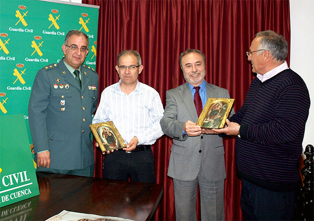 Entrega de las pinturas sustraídas del Convento de San Agustín en Campillo de Altobuey