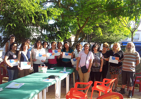Entrega de diplomas a las alumnas del “Curso de Atención Sociosanitaria a personas dependientes”