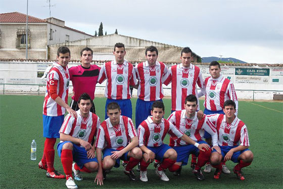 Victoria para despedir la temporada. Atlético Teresiano 0-2 CD Pedroñeras