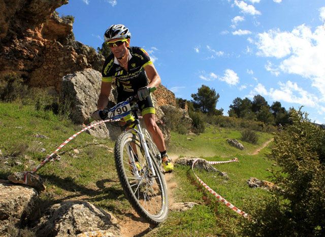 Ángel Llorens gana la cuarta prueba del II Circuito MTB Diputación de Guadalajara