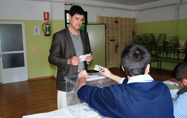 Ávila pide una alta participación a los conquenses porque “lo que nos jugamos es mucho”