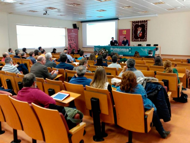 La Escuela Politécnica de Cuenca acogió una jornada informativa sobre el plan de vivienda de la región