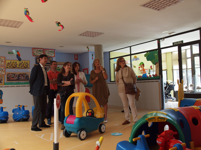 Ávila propone extender el abono transporte para estudiantes a los escolares de todas las edades