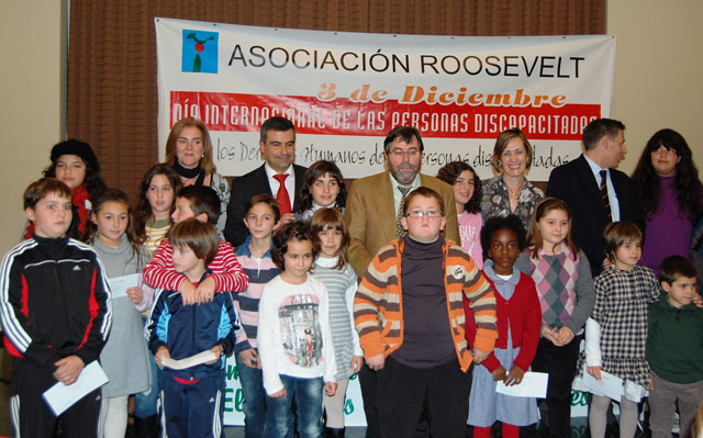 Entrega de premios del XXII Concurso de Dibujo de Roosevelt