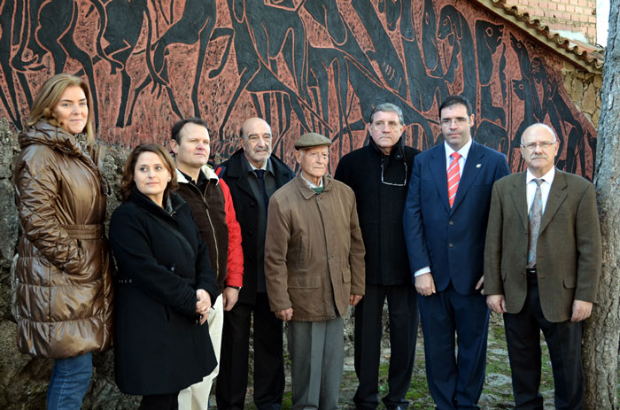 Prieto espera que el mural de Pedro Mercedes en Uña se convierta “en una razón más para conocer Cuenca”