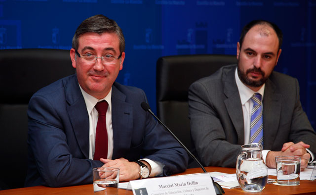 La Junta convoca oposiciones de maestro con 203 plazas