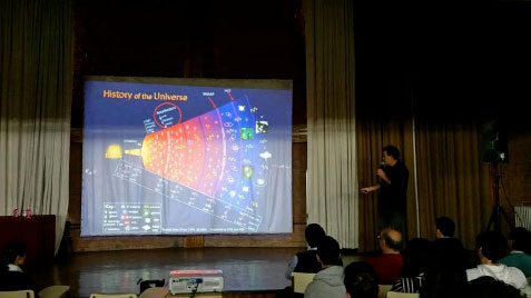 Conferencia sobre “El bosón de Higgs” en el IES “Fernando Zóbel”