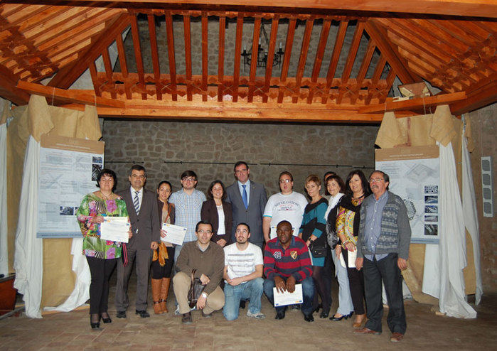 Pardo y Prieto clausuran el Taller de Empleo de “Restauración de Estructuras de Madera” celebrado en Las Valeras