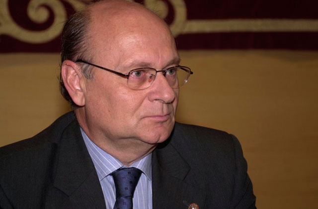Pedro Cerrillo, socio de honor de la Biblioteca de Castilla-La Mancha