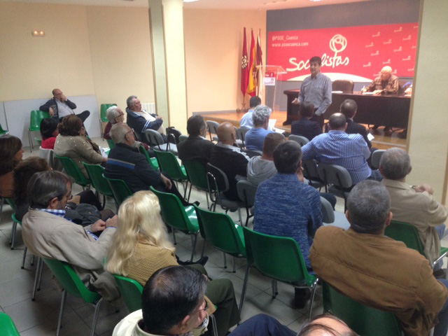 La agrupación local del PSOE respalda la propuesta de Juan Ávila para que haya primarias en la capital