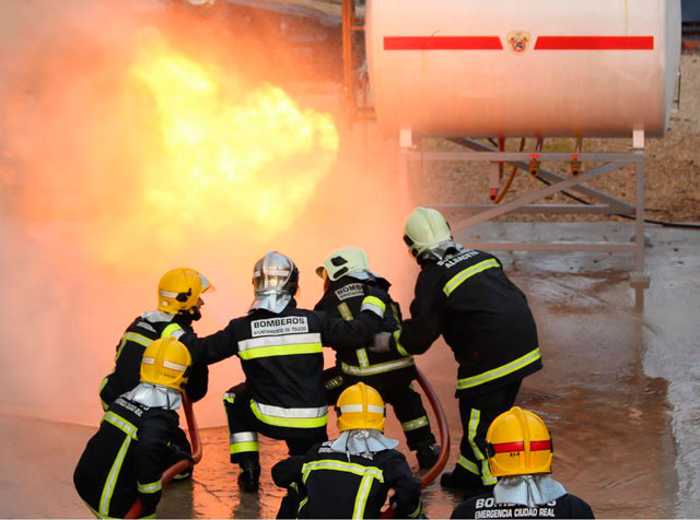 Los bomberos y forestares efectuaron un total de 3.580 intervenciones en la Región durante los meses de verano