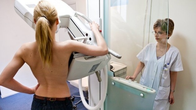 Se prorroga programa de detección precoz de cáncer de mama a 169.500 mujeres