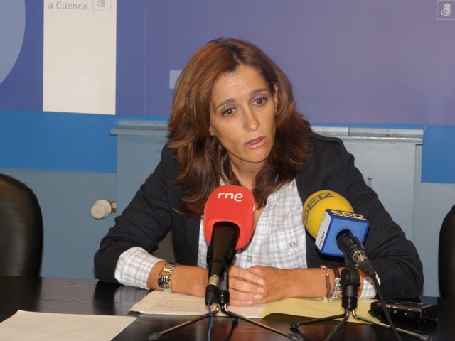 Carmen Rodrigo: “Lamentablemente, el Gobierno Regional hará más recortes de maestros y profesores”