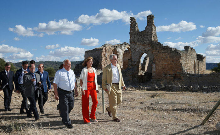 Cospedal: “Tenemos que enseñar al mundo entero el patrimonio, la belleza y el potencial de Castilla-La Mancha”