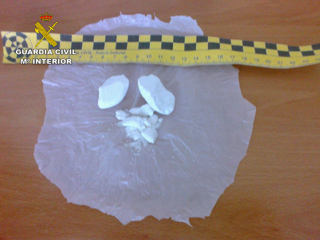 Detenida una persona con 16 gramos de cocaína en  Horcajo de Santiago