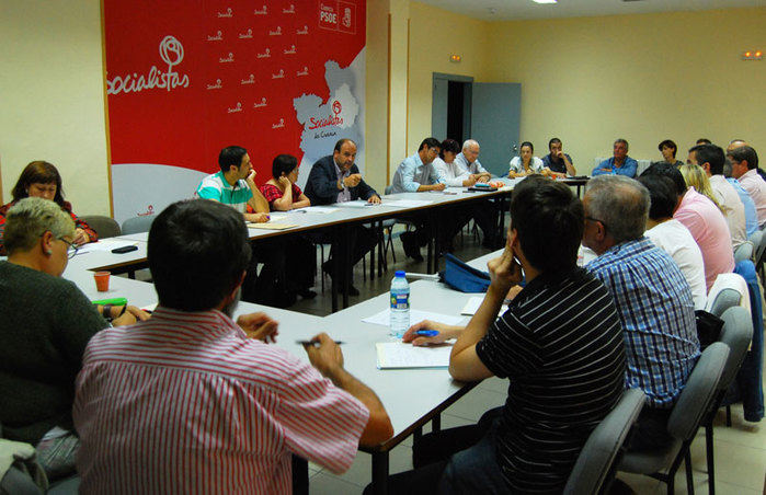 La Ejecutiva Provincial del PSOE respalda la candidatura de Emiliano García-Page