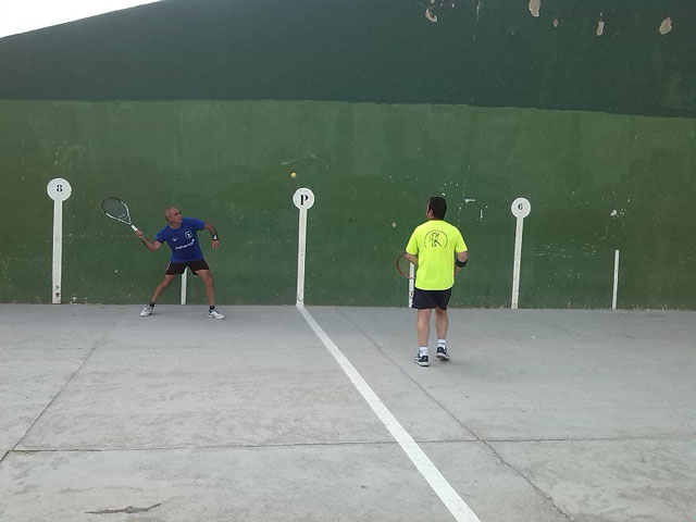 Recta final en el circuito provincial de frontenis