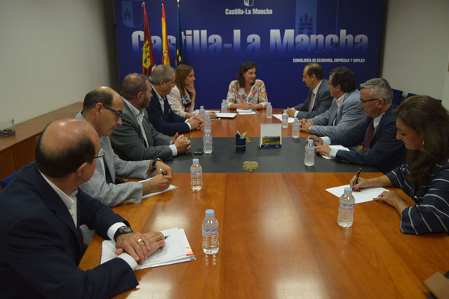 Patricia Franco transmite a la Federación de Hostelería de Castilla-La Mancha su voluntad de reposicionar a la región como destino turístico de referencia