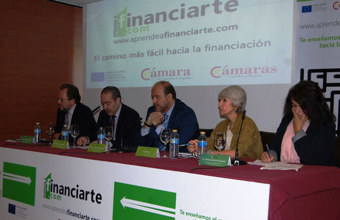 Guijarro anuncia en Cuenca que la Junta lanzará dos convocatorias de ayudas a empresas por valor de 100 millones de euros