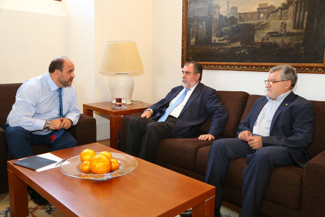 El vicepresidente de Castilla-La Mancha se reúne con el presidente de la Fundación CCM