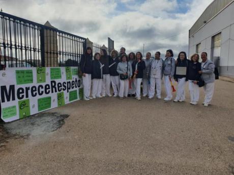 Las trabajadoras del Servicio de Ayuda a Domicilio de Quintanar del Rey vuelven a ir a la huelga