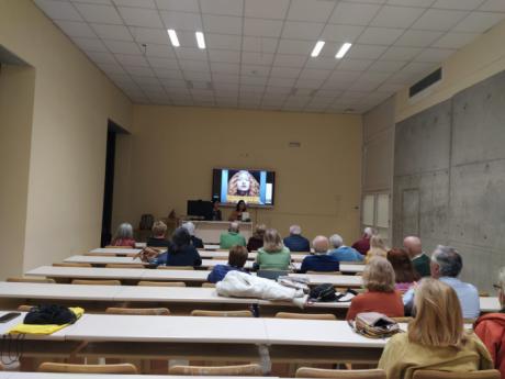 Conferencia de María Lara en el Centro Asociado de la UNED de Aranjuez 
 
 