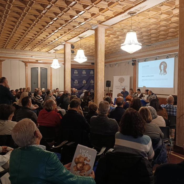 Las Hermanas Lara presentan Juana I, la reina cuerda en Villena