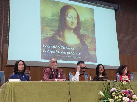 Las hermanas Lara en el Día del Instituto Antonio Buero Vallejo de Guadalajara