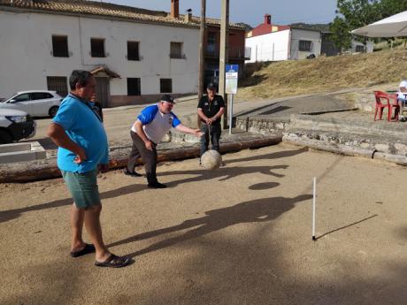 Buenache de la Sierra gana la primera prueba del XVIII Circuito de Bolos en la Serranía