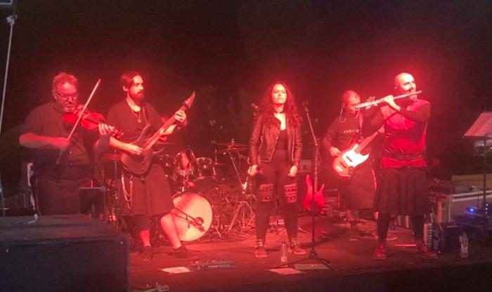 Trovadorum lleva su rock celta a FARCAMA y conquista al público toledano