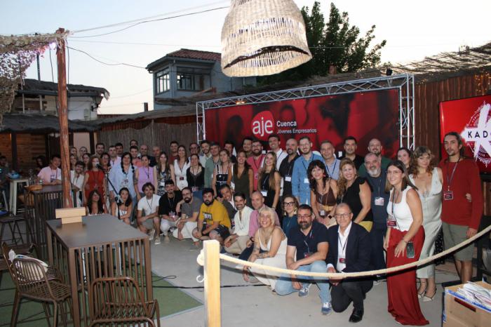 Más de setenta empresas participan en el V Afterwork de AJE Cuenca con gran éxito de convocatoria