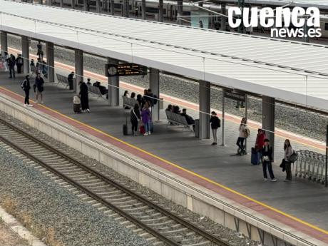 Suspendida la alta velocidad en Cuenca por la presencia de personas en la vía y restablecida minutos después