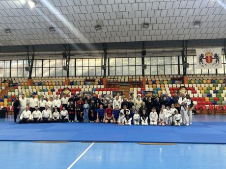 Éxito rotundo en la I Gala de Artes Marciales “Ciudad de Cuenca” con casi cien participantes