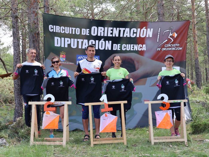 Éxito de participación en el XIII Trofeo Serranía de Orientación celebrado en la Cueva del Hierro