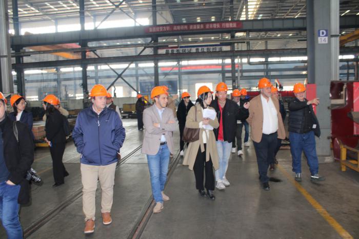 Invierte en Cuenca presenta a empresas de Yangzhou las ventajas de invertir en la provincia