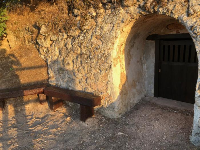 Cuevas de Velasco