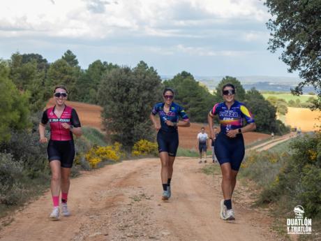 Éxito de participación en la apertura del circuito de duatlón y triatlón en Jábaga