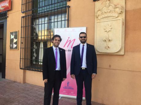 IU presente en la inauguración de la VI Feria de la Mujer Emprendedora en Motilla del Palancar