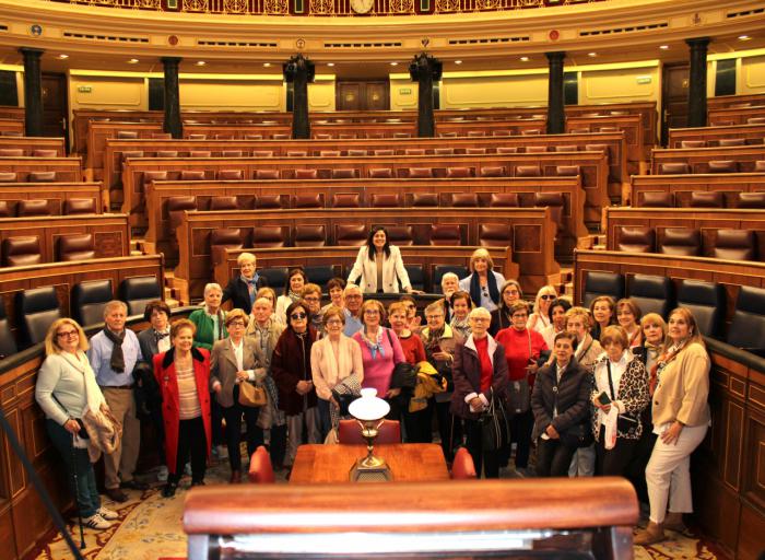 Bea Jiménez escucha en el Congreso las demandas de asociaciones de Cuenca
