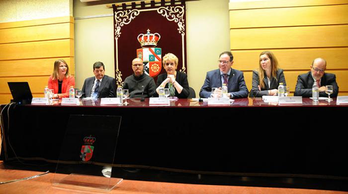 La distribución de partidos políticos en las Cortes centra las XXII Jornadas sobre el Sistema Autonómico de Castilla-La Mancha