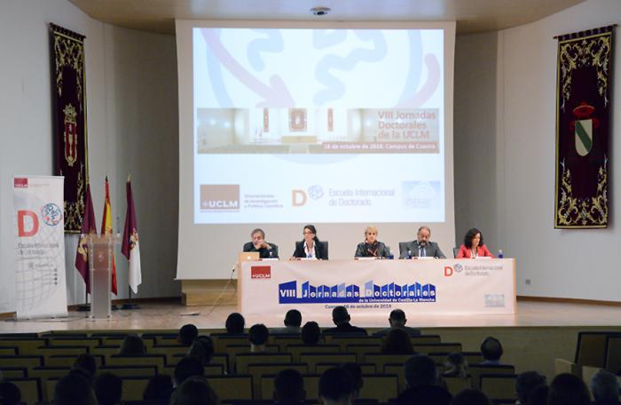 Más de 350 doctorandos exponen en el campus de Cuenca sus líneas de investigación
