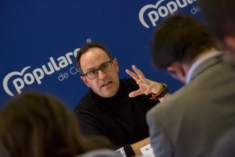 Martín-Buro: “Sin médicos no hay sanidad pública de calidad”