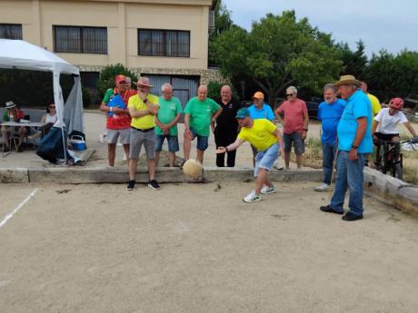 Buenache de la Sierra se impone en la tercera prueba del Circuito de Bolos en la Serranía