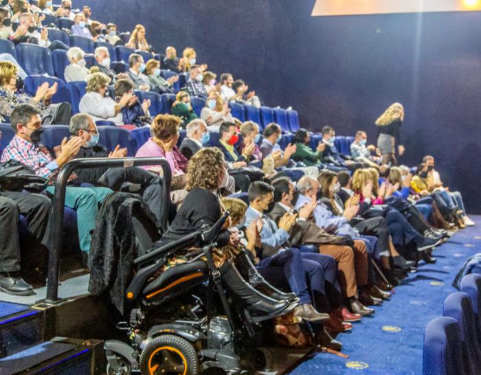 Amiab presenta en Cuenca ‘La Cumbre es el camino’, el documental sobre el primer trekking invernal inclusivo al campo base del Everest