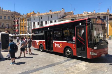 El último horario de los autobuses lanzadera se ajusta según la nueva normativa sanitaria