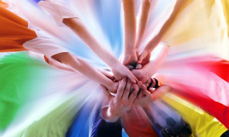 La Confederación de Empresarios recuerda que las empresas con más de 50 trabajadores deben garantizar la igualdad LGTBI