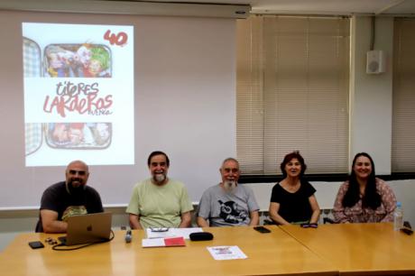 Un libro digital recoge la historia, imágenes y recuerdos de los 40 años de Títeres Larderos
